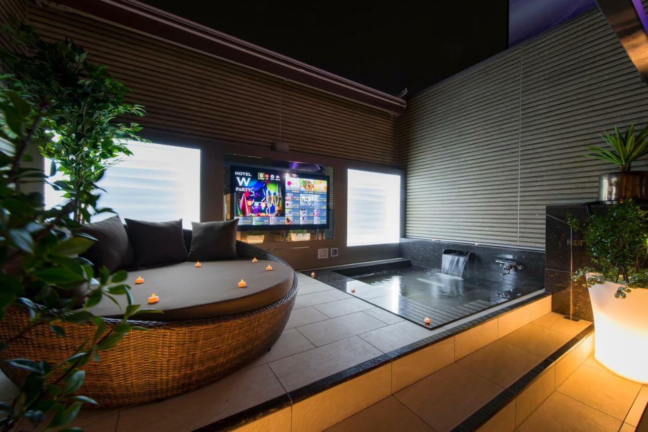 Hotel W-Party-W Group Hotels And Resorts- Kawaguchi  Exteriör bild