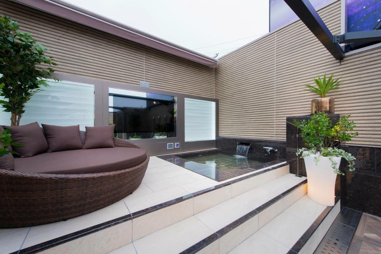 Hotel W-Party-W Group Hotels And Resorts- Kawaguchi  Exteriör bild