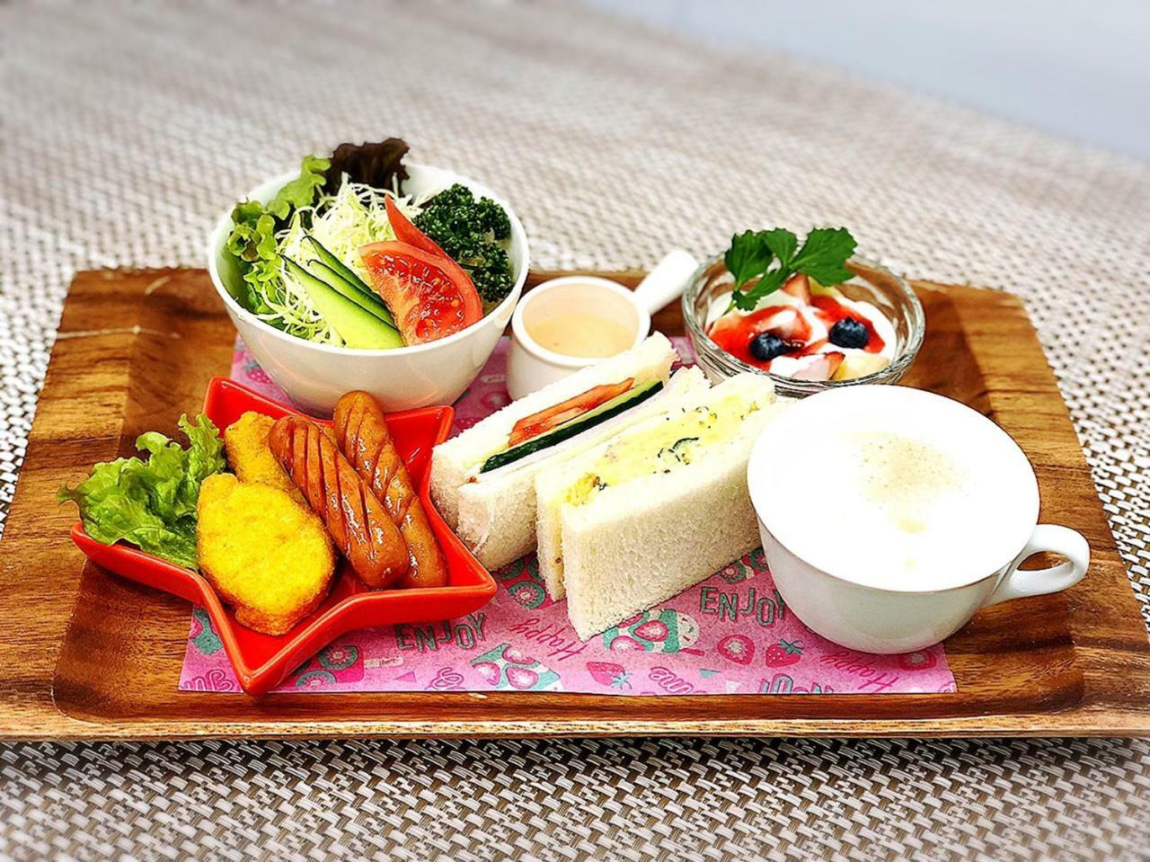 Hotel W-Party-W Group Hotels And Resorts- Kawaguchi  Exteriör bild